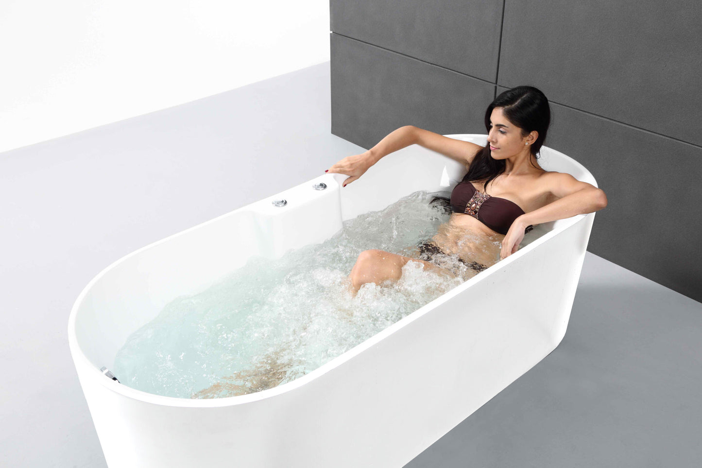 Baignoire Balnéo îlot UKIO white Bulle reconditionnée