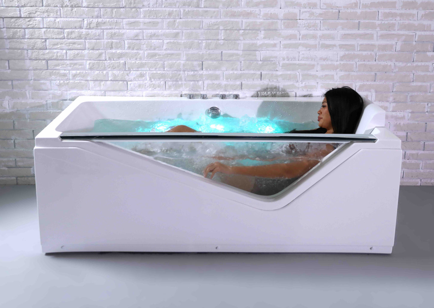 Baignoire Balnéo hublot INDRA Wave reconditionnée