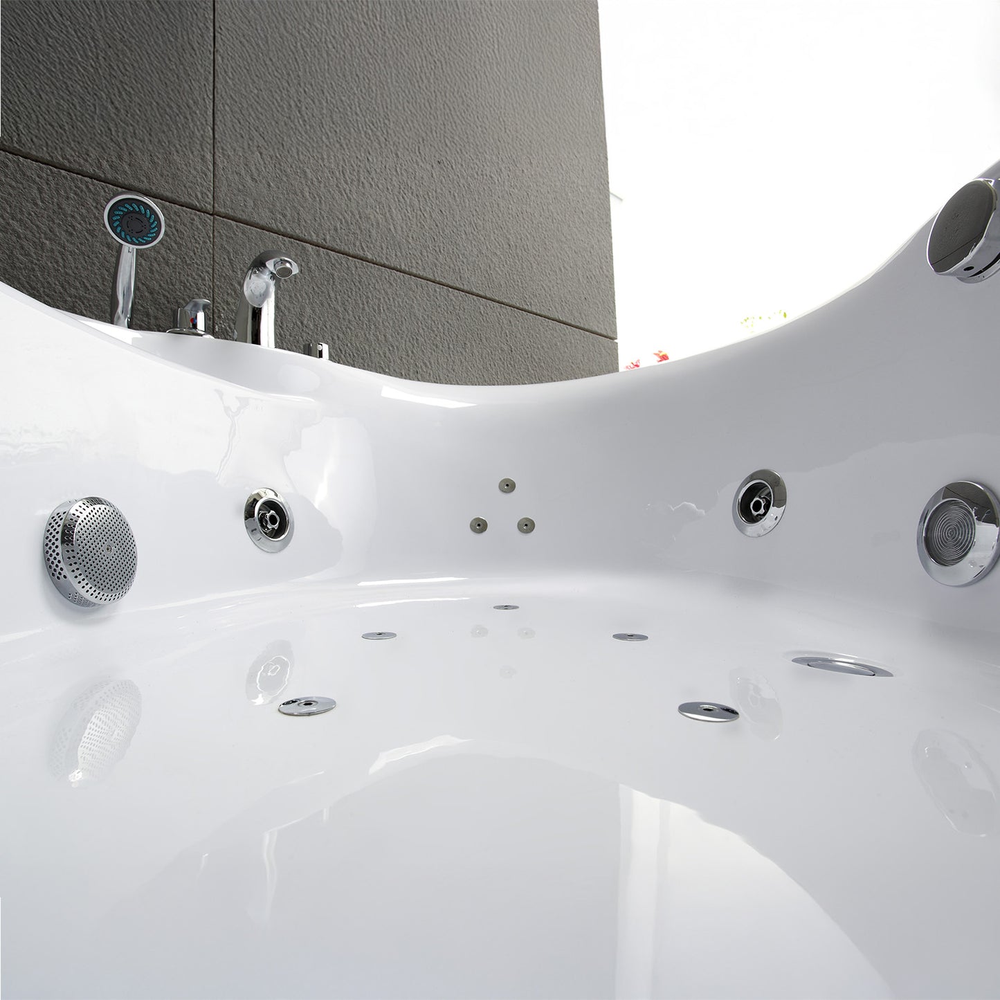 Baignoire balnéo semi-îlot d’angle asymétrique Maldives Spalina – vue produit