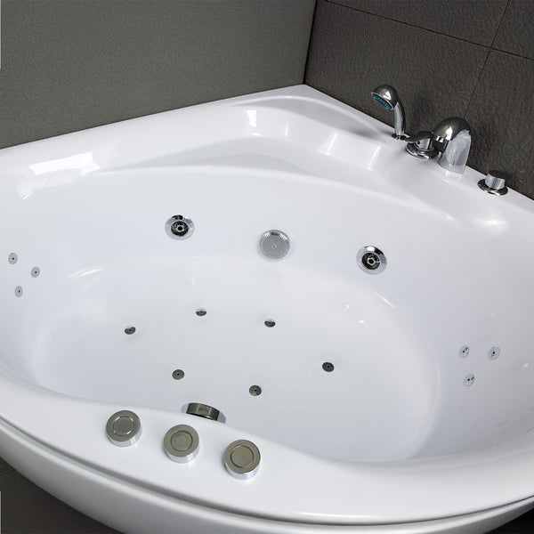 Baignoire balnéo d’angle blanche 135 cm Maldives Jets / White corner whirlpool 135 cm Maldives Jets / Bañera de hidromasaje esquinera blanca 135 cm Maldives Jets / Vasca idromassaggio angolare bianca 135 cm Maldives Jets / Hoekbubbelbad wit 135 cm Maldives Jets