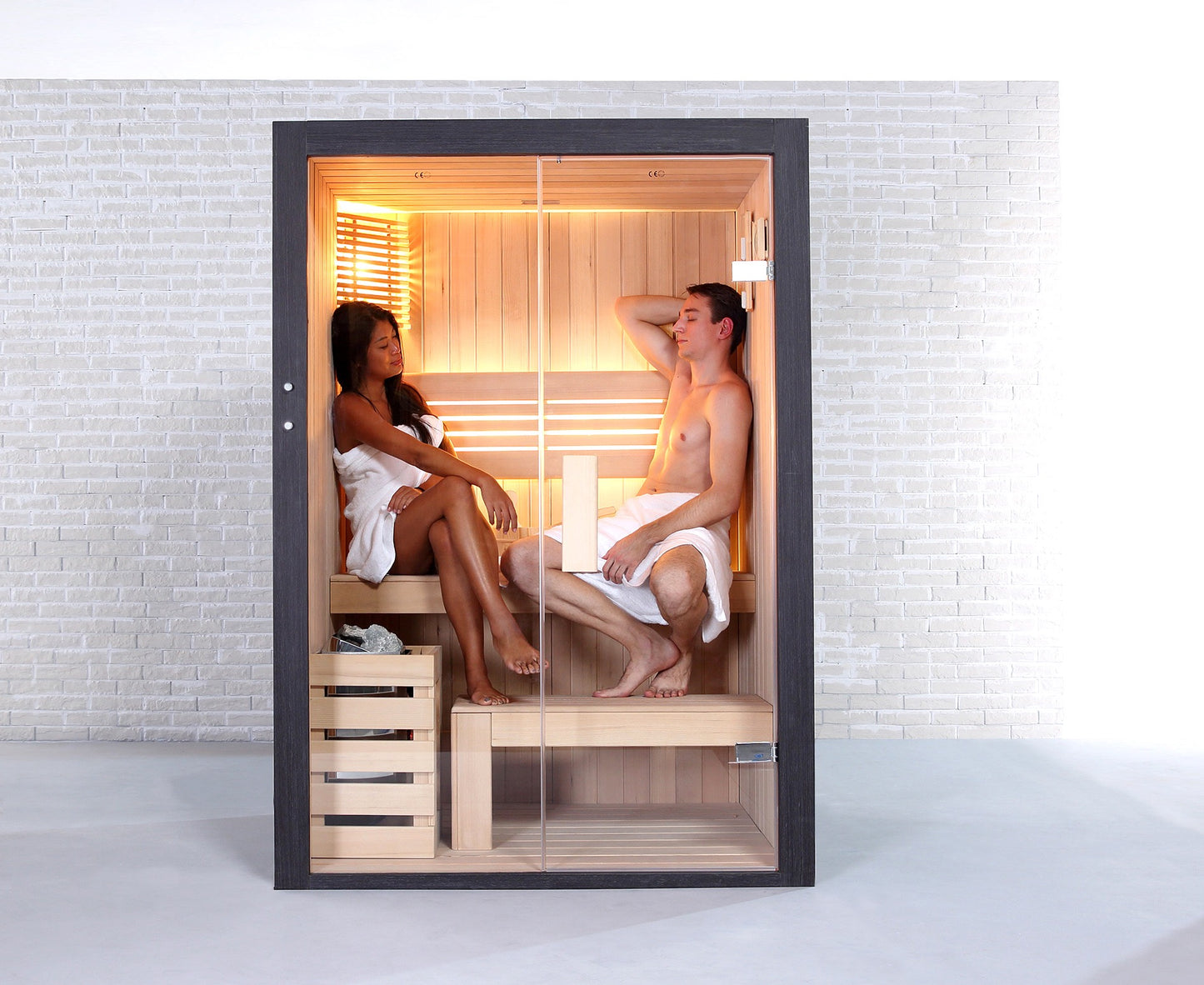 Sauna traditionnel de luxe 2 personnes 140 cm The Cube / Traditional luxury sauna 2 persons 140 cm The Cube / Sauna tradicional de lujo para 2 personas 140 cm The Cube / Sauna tradizionale di lusso per 2 persone 140 cm The Cube / Traditionele luxe sauna voor 2 personen 140 cm The Cube