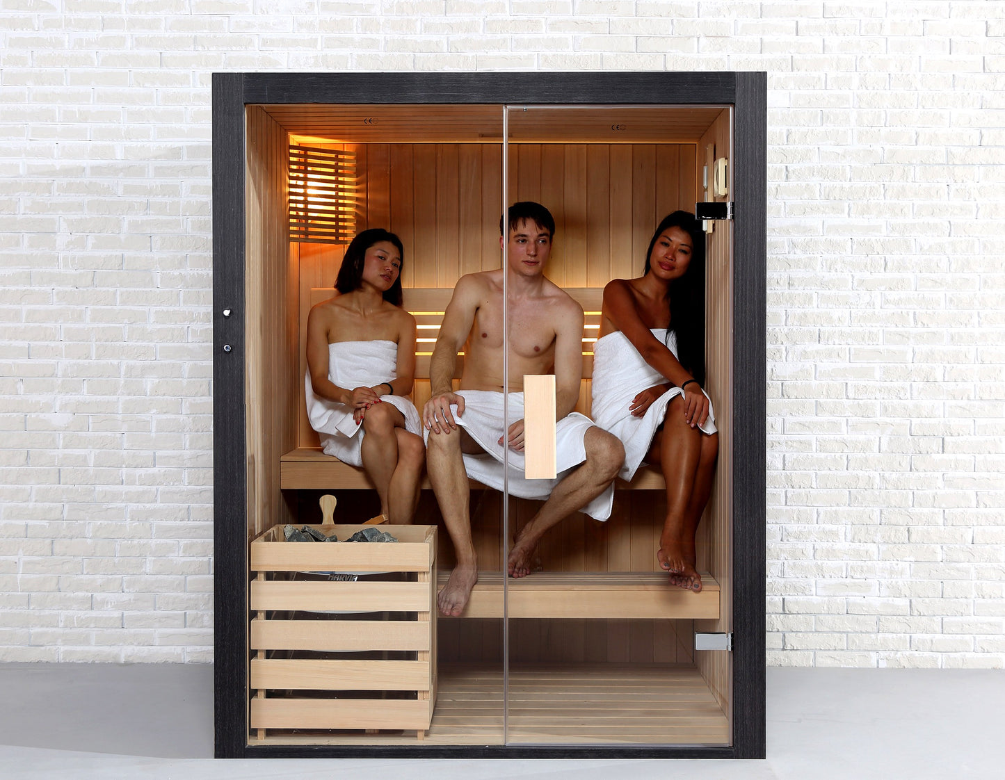 Sauna traditionnel de luxe 3 personnes 160 cm The Cube / Traditional luxury sauna 3 persons 160 cm The Cube / Sauna tradicional de lujo para 3 personas 160 cm The Cube / Sauna tradizionale di lusso per 3 persone 160 cm The Cube / Traditionele luxe sauna voor 3 personen 160 cm The Cube