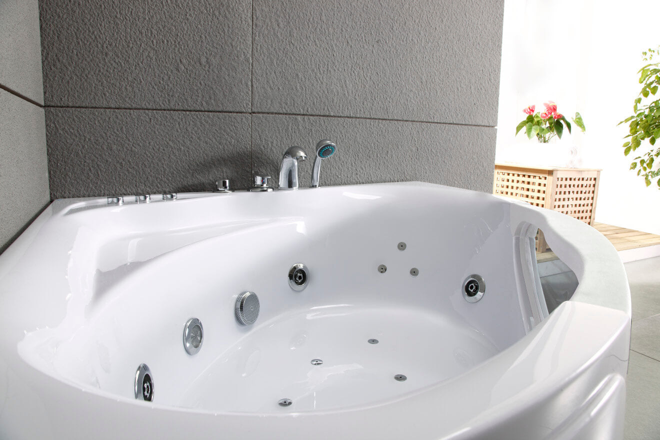 Baignoire Balnéo hublot TASMANIE WHITE Jets reconditionnée