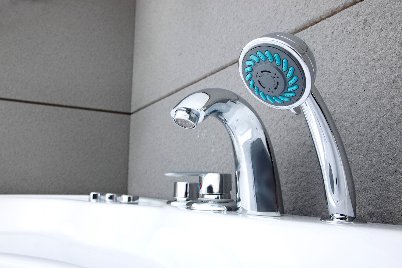 Baignoire Balnéo hublot TASMANIE WHITE Jets reconditionnée