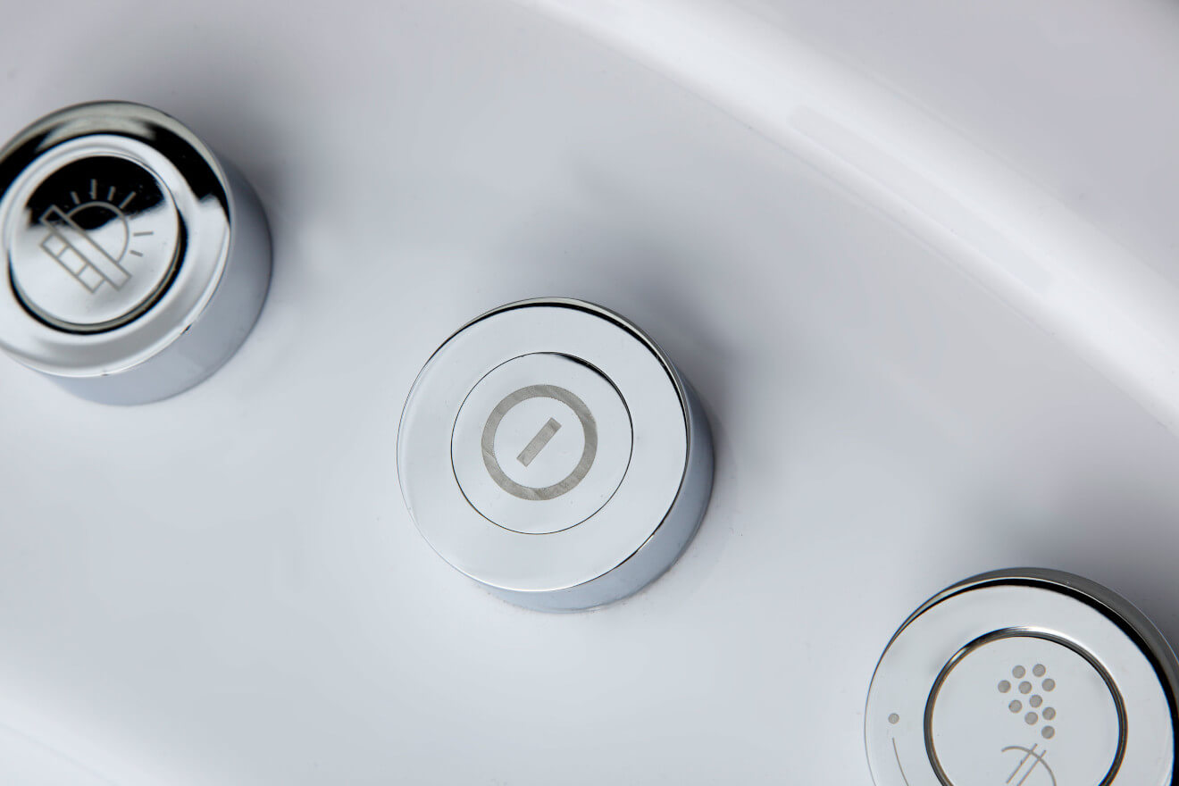 Baignoire Balnéo hublot TASMANIE WHITE Jets reconditionnée