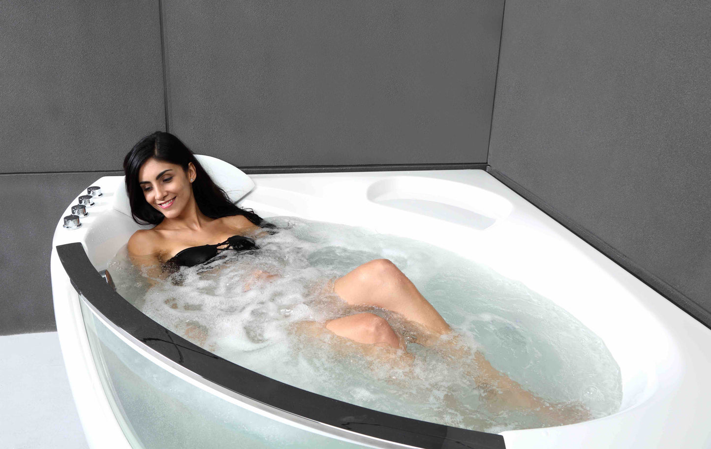 Baignoire Balnéo hublot SAMSARA Wave reconditionnée