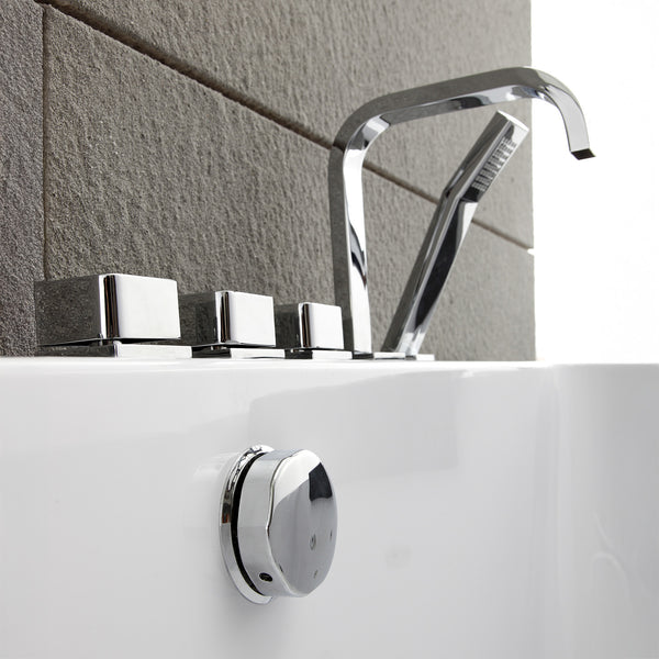 Baignoire balnéo rectangulaire blanche avec coussin noir 170 cm Sikinos Jets / White rectangular whirlpool bath with black cushion 170 cm Sikinos Jets / Bañera de hidromasaje rectangular blanca con cojín negro 170 cm Sikinos Jets / Vasca idromassaggio rettangolare bianca con cuscino nero 170 cm Sikinos Jets / Wit rechthoekig bubbelbad met zwart kussen 170 cm Sikinos Jets